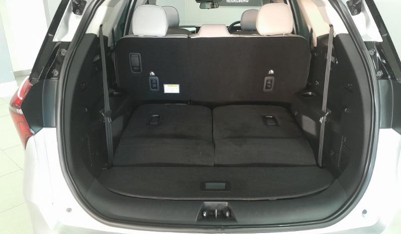 
								Mahindra Xuv 700 Ax7 full									