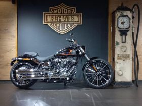 Harley Davidson Softail Breakout 117