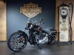 
										Harley Davidson Softail Breakout 117 full									