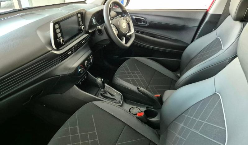 
								Hyundai I20 1.4 Premium At full									