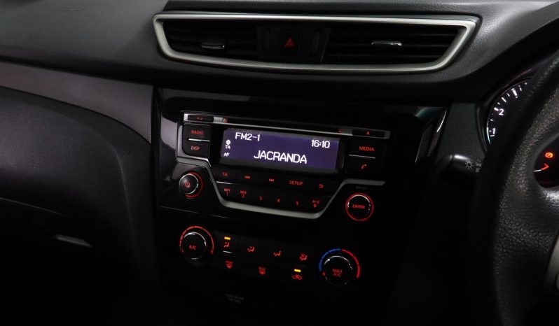 
								Nissan X-Trail 2.0 4X2 Xe Design 7-Seater full									