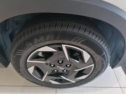 
										Kia Sonet 1.5 Lx Mt full									