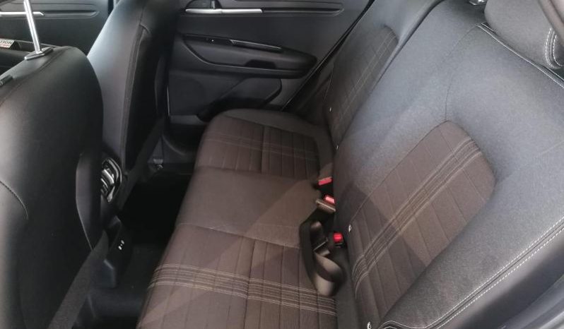 
								Kia Sonet 1.5 Lx Mt full									