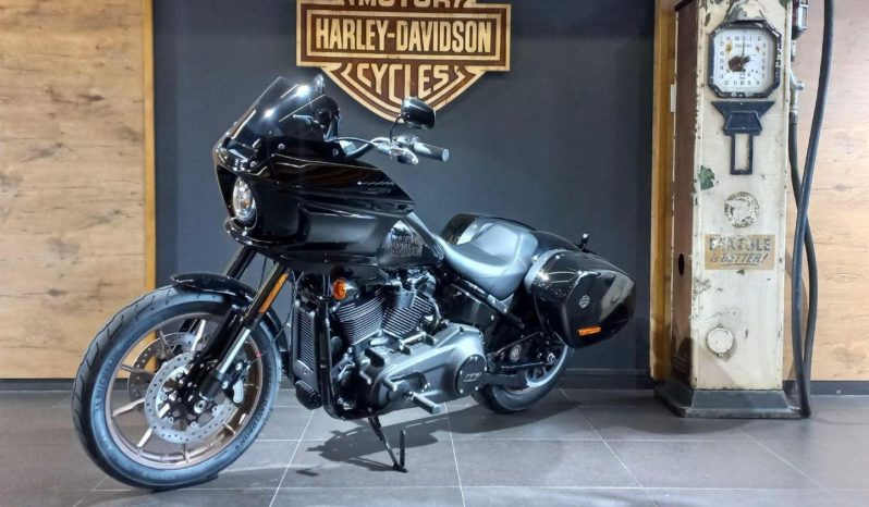 
								Harley Davidson Low rider ST 117 full									