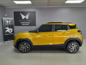 Mahindra XUV 3X0 1.2 AX5 MT