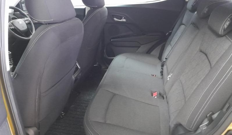 
								Mahindra XUV 3X0 1.2 AX5 MT full									