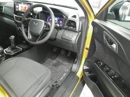 
										Mahindra XUV 3X0 1.2 AX5 MT full									