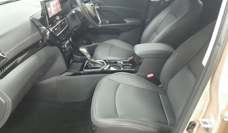 
								Mahindra Xuv3XO 1.2T Ax7l At full									