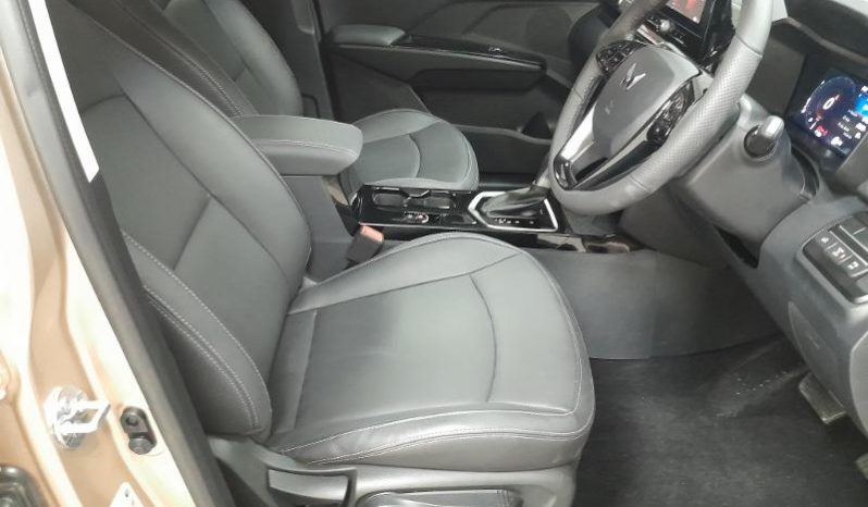 
								Mahindra Xuv3XO 1.2T Ax7l At full									