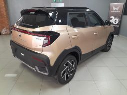 
										Mahindra Xuv3XO 1.2T Ax7l At full									