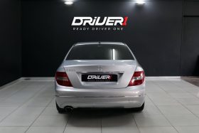 Mercedes Benz C-Class Sedan C 200 Blueefficiency Avantgarde 7G-