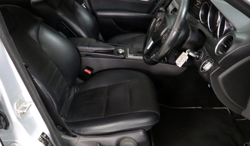 
								Mercedes Benz C-Class Sedan C 200 Blueefficiency Avantgarde 7G- full									