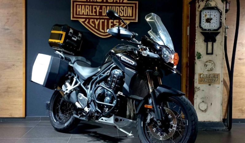 
								Triumph Tiger 1200 Explorer full									