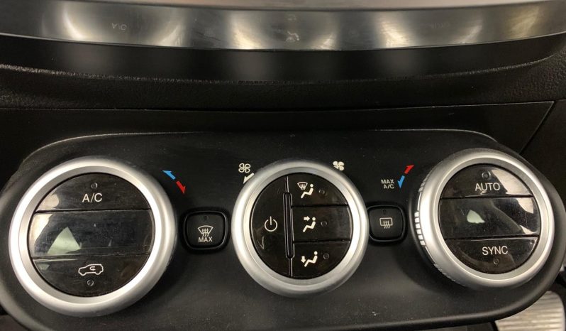 
								Fiat 500X 1.4T Cross Ddct full									