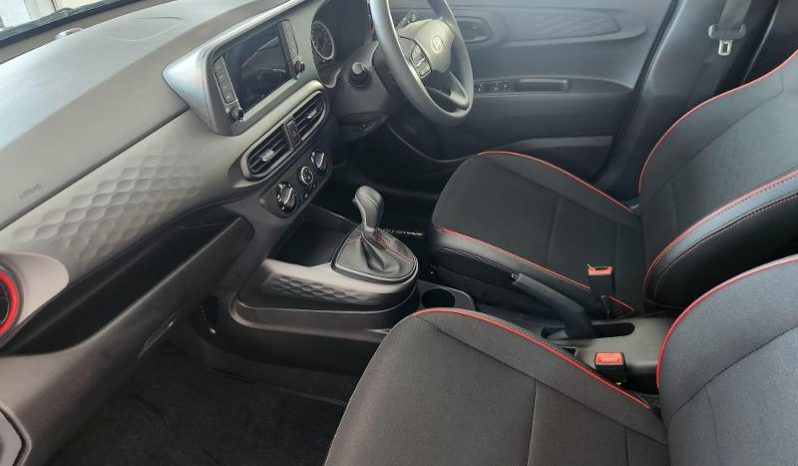 
								Hyundai Grand I10 1.2 Premium At full									
