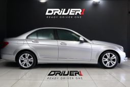 
										Mercedes Benz C-Class Sedan C 220cdi Avantgarde Touchshift full									
