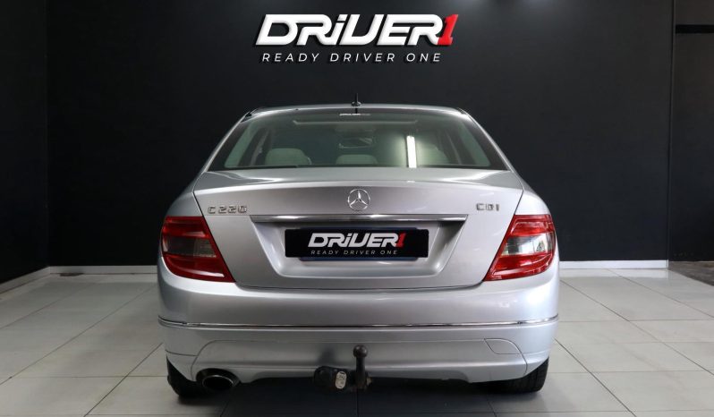 
								Mercedes Benz C-Class Sedan C 220cdi Avantgarde Touchshift full									