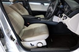 
										Mercedes Benz C-Class Sedan C 220cdi Avantgarde Touchshift full									