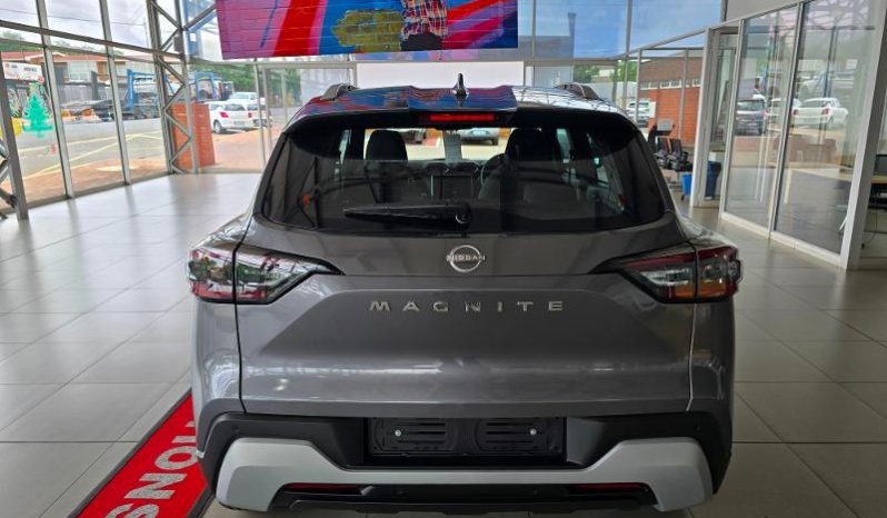 
								Nissan Magnite 1.0 Acenta full									