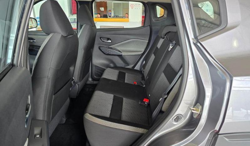 
								Nissan Magnite 1.0 Acenta full									