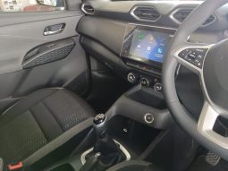 
										Nissan Magnite 1.0 Acenta full									