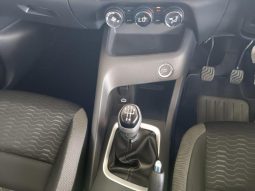 
										Nissan Magnite 1.0 Acenta full									