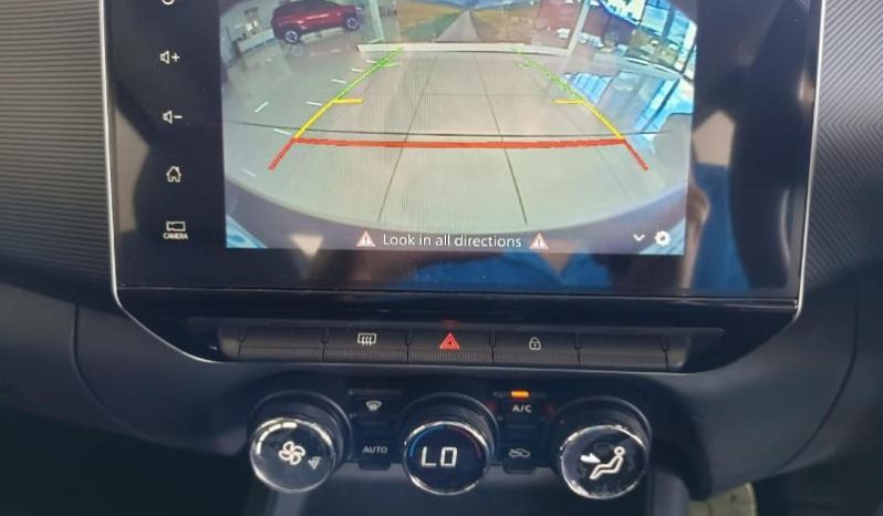 
								Nissan Magnite 1.0 Acenta full									