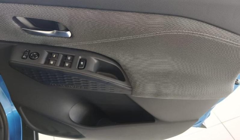 
								Nissan Magnite 1.0 Acenta full									