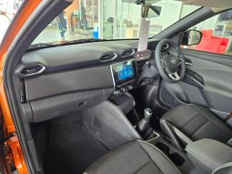 
										Nissan Magnite 1.0T Acenta full									
