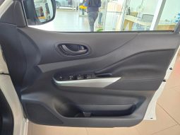 
										Nissan Navara 2.5D Xe D Cab 4X2 full									