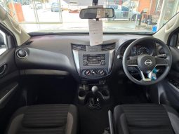 
										Nissan Navara 2.5D Xe D Cab 4X2 full									