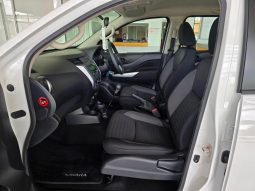 
										Nissan Navara 2.5D Xe D Cab 4X2 full									