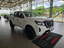 
										Nissan Navara 2.5D Xe D Cab 4X2 full									