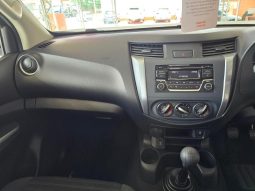 
										Nissan Navara 2.5D Xe D Cab 4X2 full									
