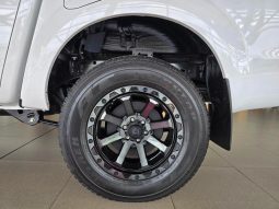 
										Nissan Navara 2.5D Xe D Cab 4X2 full									