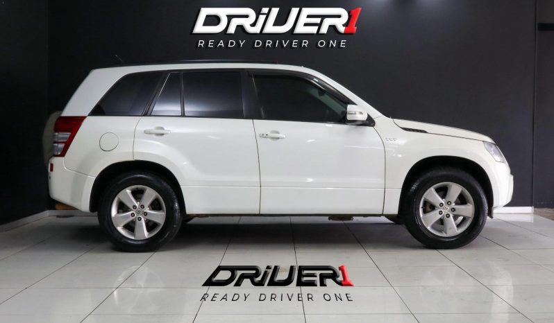 
								Suzuki Grand Vitara 2.4 At full									