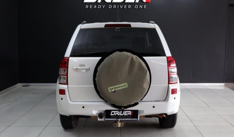 
								Suzuki Grand Vitara 2.4 At full									