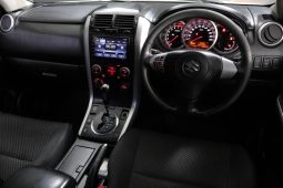 
										Suzuki Grand Vitara 2.4 At full									