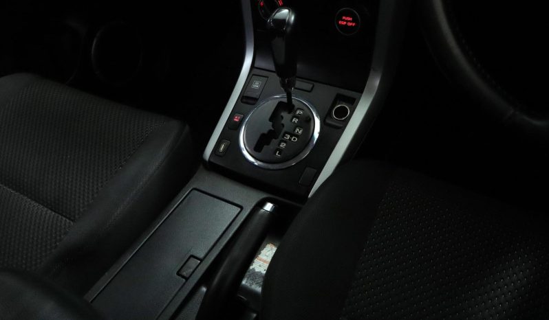 
								Suzuki Grand Vitara 2.4 At full									