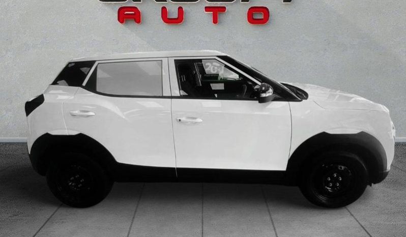 
								Mahindra XUV 3X0 1.2 MX1 MT – PV full									