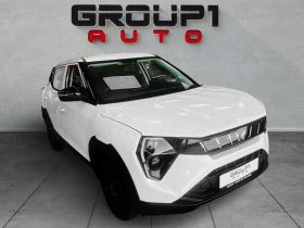 Mahindra XUV 3X0 1.2 MX1 MT – PV