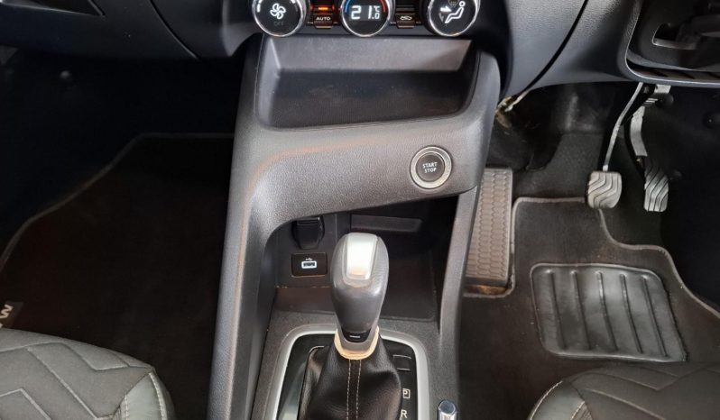 
								Nissan Magnite 1.0 Acenta Plus Cvt Oled full									