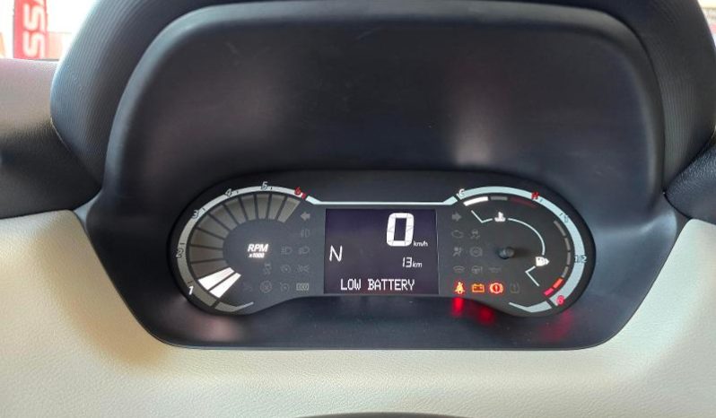 
								Nissan Magnite 1.0 Visia Amt full									