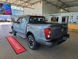 
										Nissan Navara 2.5D Le D Cab 4X2 At full									