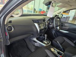 
										Nissan Navara 2.5D Le D Cab 4X2 At full									
