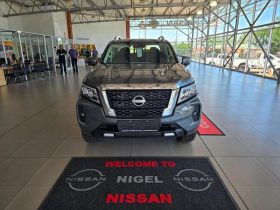 Nissan Navara 2.5D Le D Cab 4X2 At