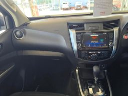 
										Nissan Navara 2.5D Le D Cab 4X2 At full									