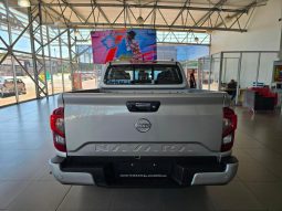
										Nissan Navara 2.5D Le D Cab 4X2 At full									