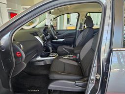 
										Nissan Navara 2.5D Le D Cab 4X2 At full									