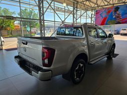 
										Nissan Navara 2.5D Le D Cab 4X2 At full									